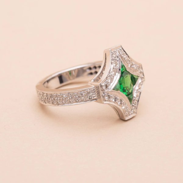 760597_Bague_Victoire_or_tsavorite