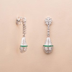 760609_Daniela_Paire_pendants_oreilles_Elisabeth_gouttes_or_diamants_emeraudes