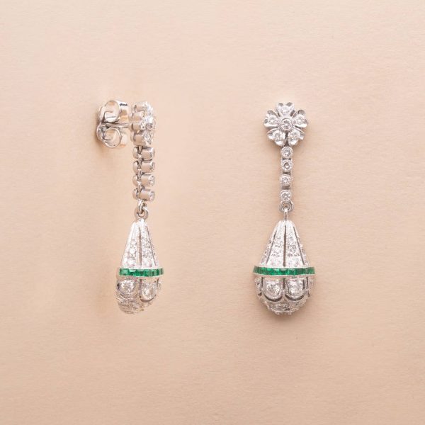 760609_Daniela_Paire_pendants_oreilles_Elisabeth_gouttes_or_diamants_emeraudes