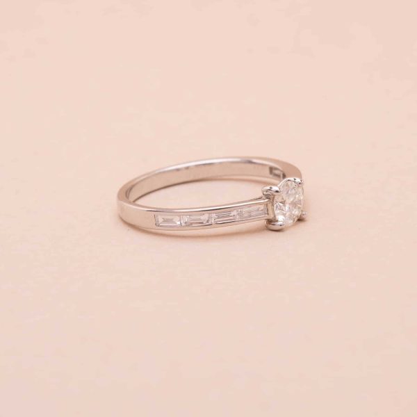 760865_Bague solitaire_or blanc_diamants