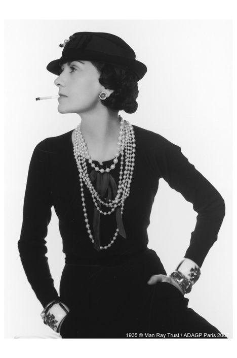coco-chanel-longs-colliers-perles