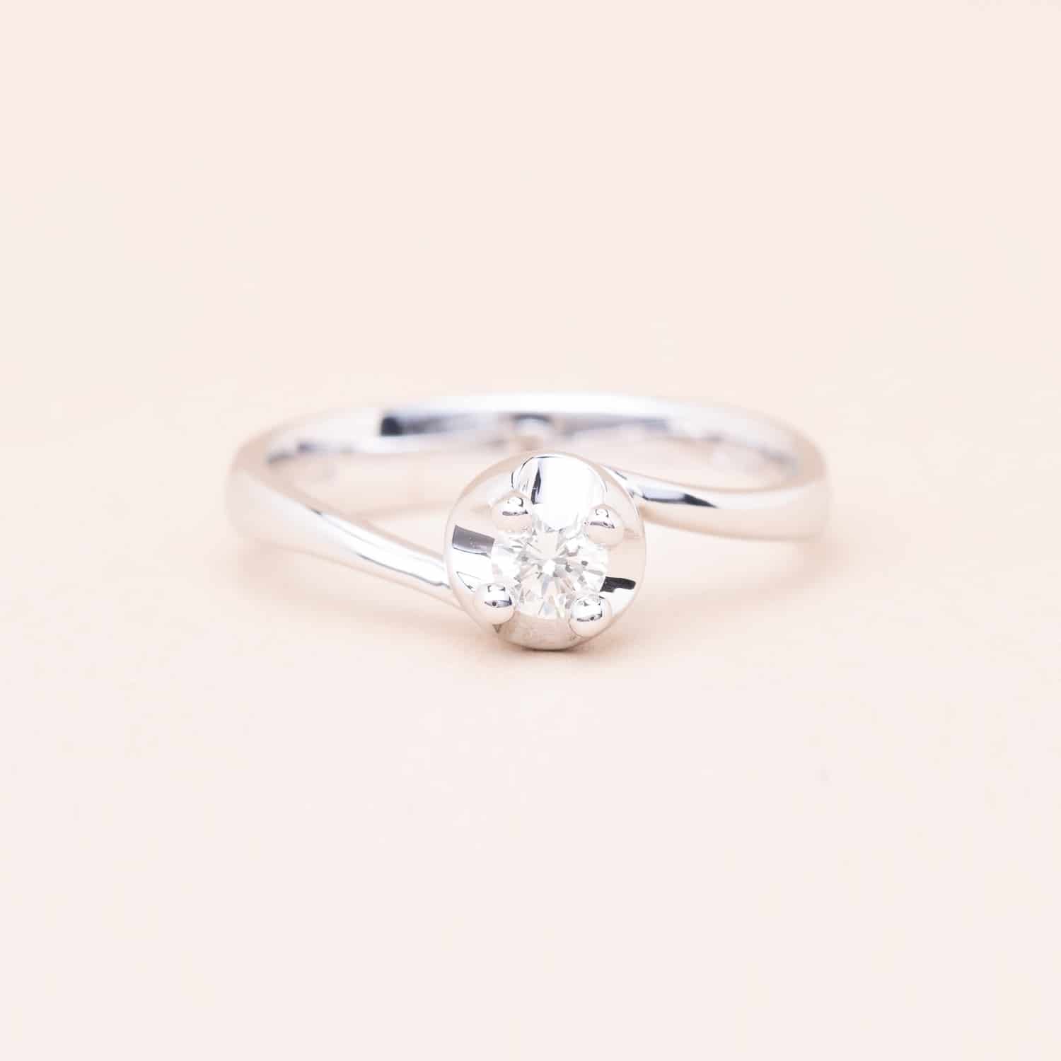 761568_bague_solitaire_diamant