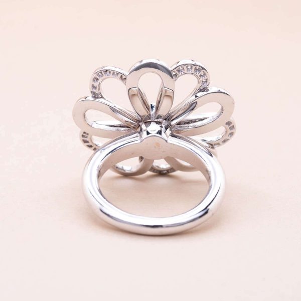 761566_bague_fleur_diamants_or_blanc