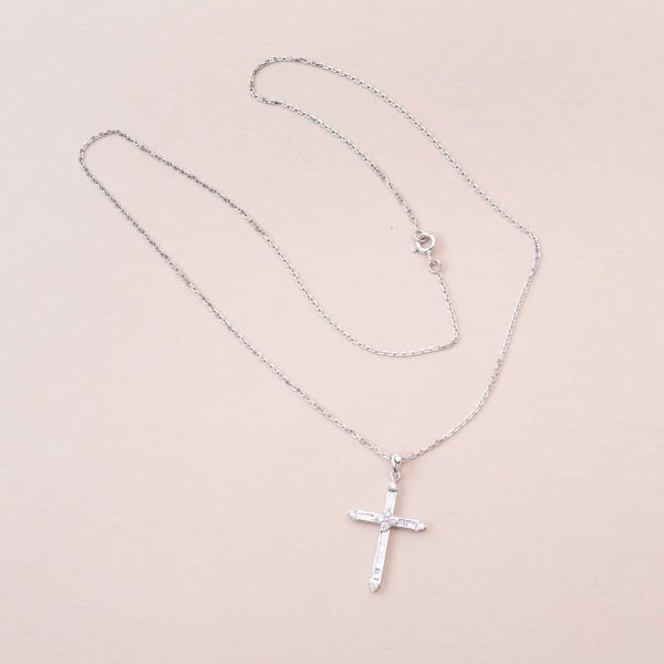 761653_pendentif_croix_diamants