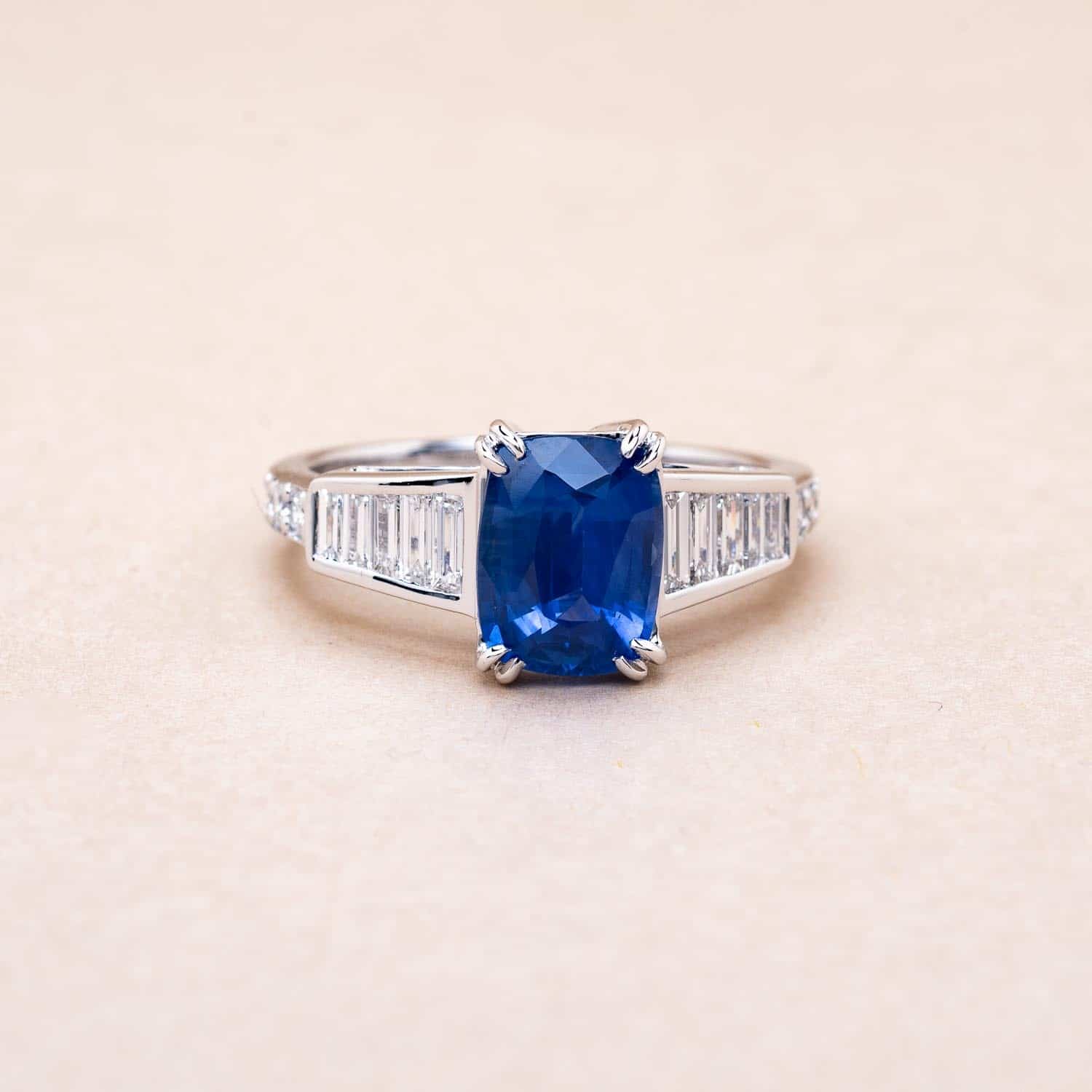 Bague Modern Saphir