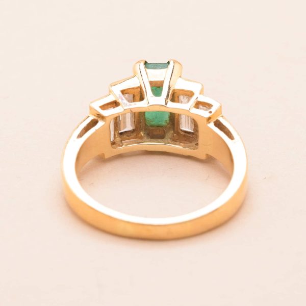 761949_bague_emeraude`_elisabeth