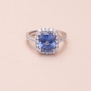 762199_Bague_Lucie_saphir_coussin_3.30 cts