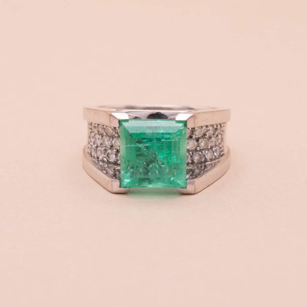 762246_bague_crocus_emeraude_colombie_3.65carats