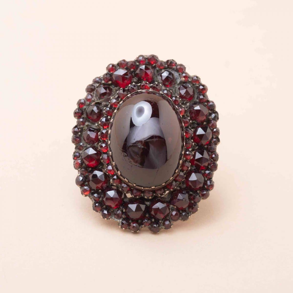 793046-299 Grande Bague Grenats Cabochon