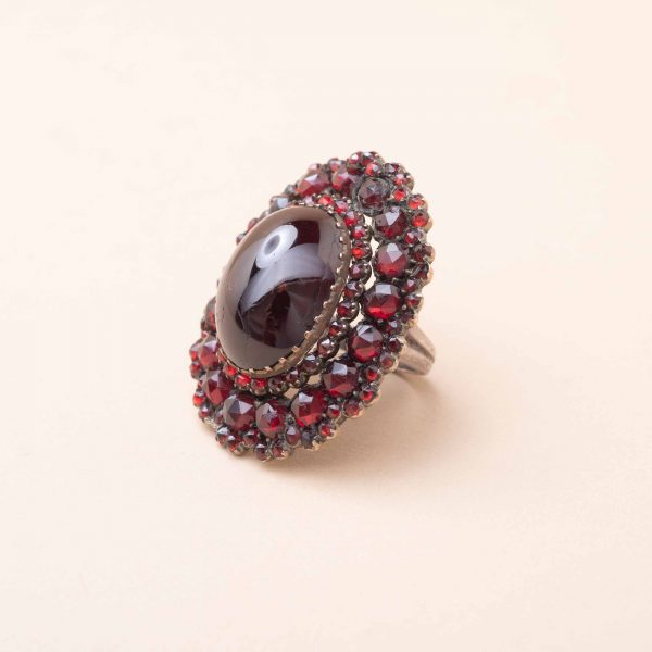 Grande Bague Grenats Cabochon