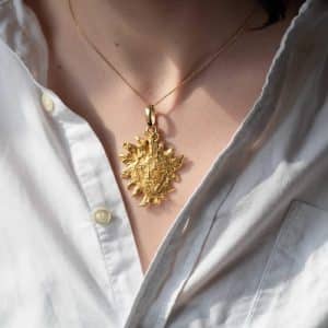 Yves Saint Laurent Vintage Cocteau Pendentif Soleil