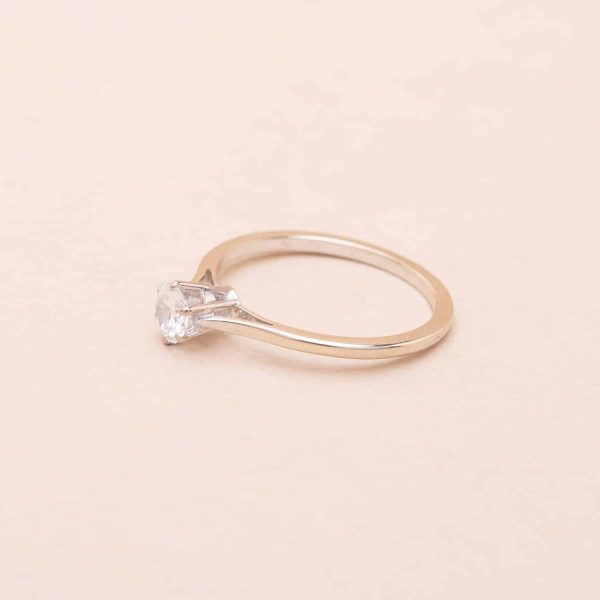 Bague Solitaire Flo Diamant Bague ancienne