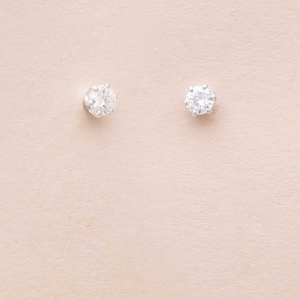 Puces d'Oreilles Isa Diamants Boucles d'oreilles vintage