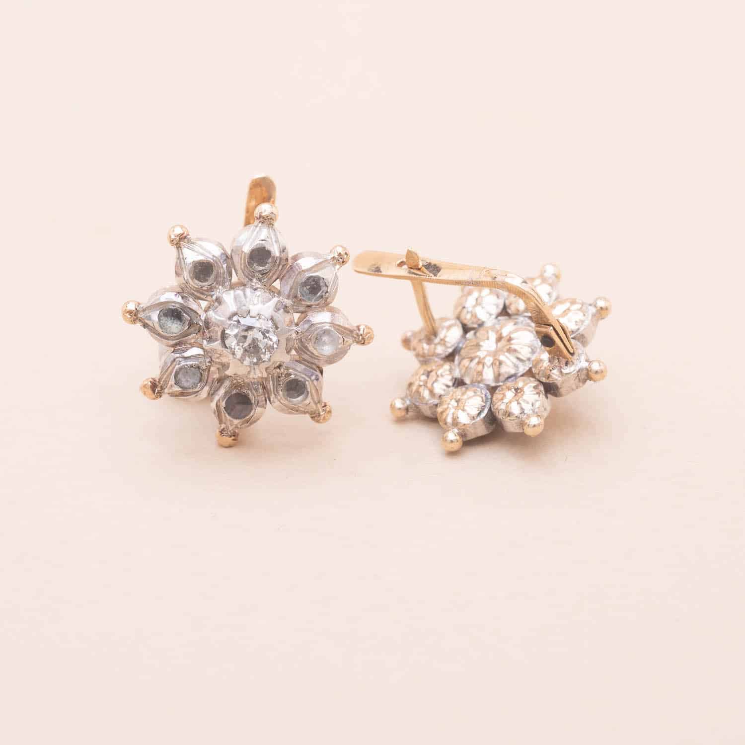 Paire de Boucles Anciennes Jasmine