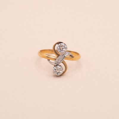 Antique Ring Accolade