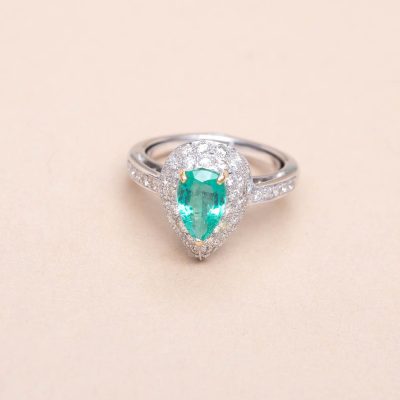 Bague Poire Émeraude
